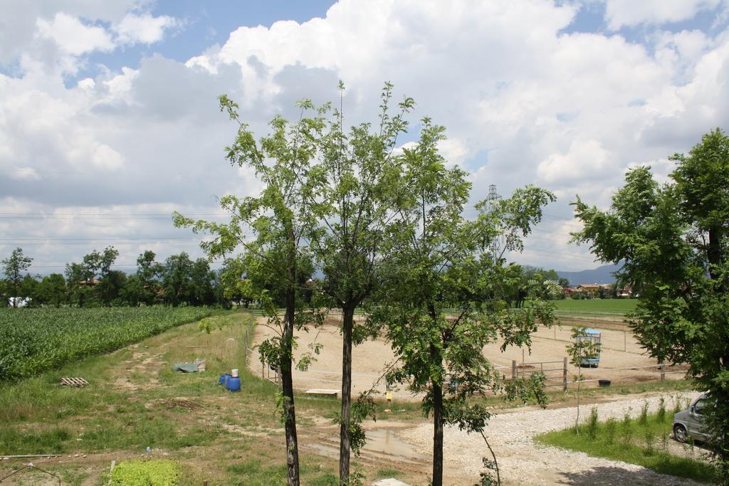 Agriturismo I Due Merli Hotel Zanica Exterior foto